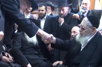 מדוע אומרים "המקום" ינחם אתכם? ההסבר של מרן הגר"ע יוסף