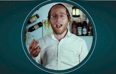 מוטי וייס בסינגל חדש: "על אבא לא שואלים שאלות"