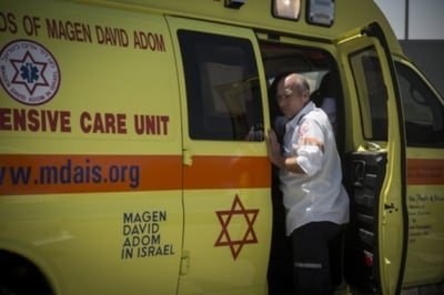 פעוטה ממשפחה חרדית טבעה באמבטיה, מצבה קשה
