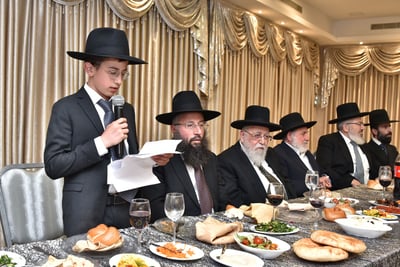 שמחת בר המצווה לבנו של הרב בנימין חותה • צפו