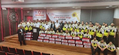 עשרות החובשים בטקס קבלה למדא לאחר ההכשרה