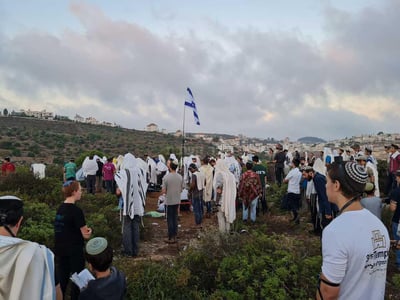 תפילת שחרית בגופנה הבוקר