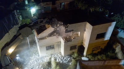 הריסת הבית, הלילה