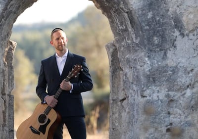 דוד לעווי משיק אלבום EP חדש בקליפ ייחודי