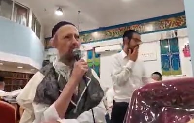 הרב דב קוק בסליחות