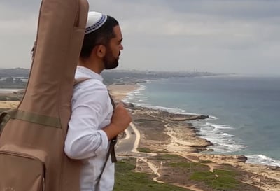 אליעד אליהו בסינגל חדש: "קומי ולכי לך"