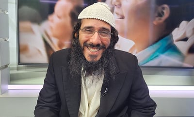 הריאיון עם אשר אלייצור