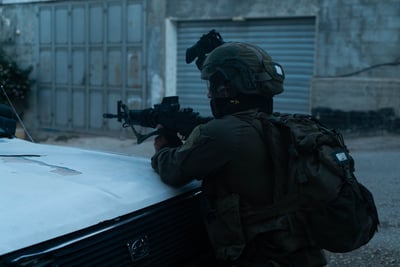 עשרה מבוקשים נעצרו הלילה בפעילות כוחות הביטחון
