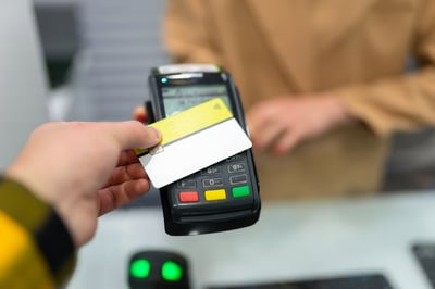 קניות בכרטיס אשראי | אילוסטרציה