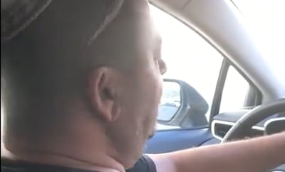 התגובה המפתיעה של נהג המונית שכמעט נדרס | צפו