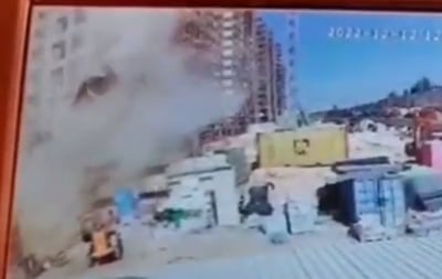 תיעוד מזמן אמת: כך קרס הפיגום והוביל למותם של שניים