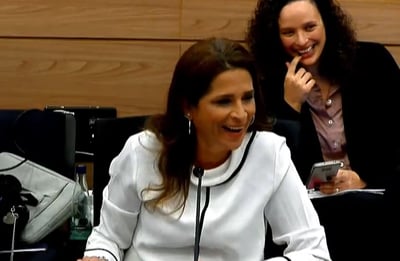 מכובד? מירב בן ארי ואחמד טיבי לועגים לעידית סילמן • צפו