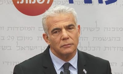 לא, זה לא אמיתי: את מי לפיד מאשים ביוקר המחיה? • צפו