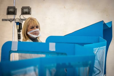 מתחסנים נגד קורונה | ארכיון
