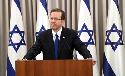 הרצוג בנאומו, הערב