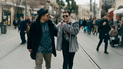 שרולי ברונכר ואלעזר בסינגל קליפ לפורים: "שושן בבלגן"