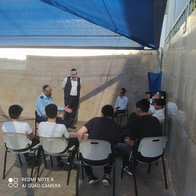 ברכיהו במחיצת ילדי הת"ת