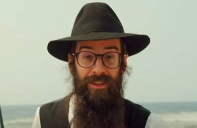 יואי מוכניק בסינגל חדש לפורים: "עדי עדי"