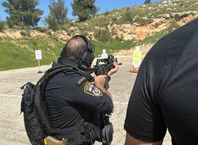 המפכ"ל ירה במטווח - והעביר מסר לשר: "נפעל על פי דין"