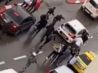 תיירים מגרמניה נכנסו ללב שכם והותקפו על ידי המון ערבי
