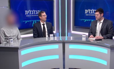 בפנים מטושטשות ועיוות קול: בעל חנות סלולר מספר על הרדיפות