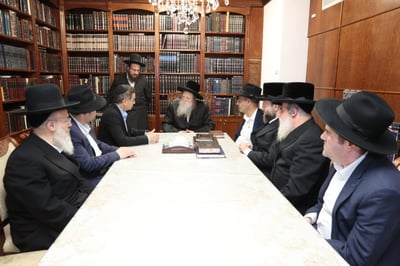 מנכ"ל מאוחדת הנכנס מקבל את ברכתם של גדולי ישראל בבני ברק