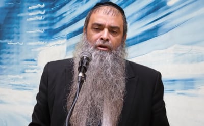 הרב רפאל זר בפינה לשביעי של פסח • צפו