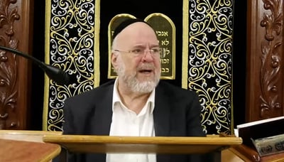 המגיד הרב ברוך רוזנבלום בשיעור לפרשת תזריע מצורע • צפו