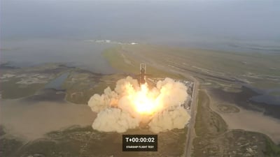 שלוש, שתיים אחת: החללית הגדולה בעולם שוגרה לחלל | צפו