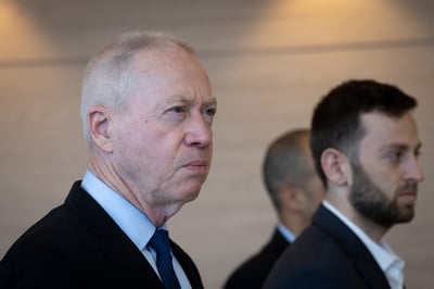 נגד גלנט: פלסטינים יורשו להיכנס לישראל ולהשתתף בטקס זיכרון אלטרנטיבי