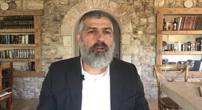 צבי יחזקאלי בפינה על פרשת אחרי מות קדושים • צפו