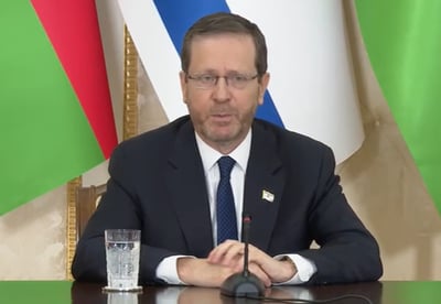 הרצוג ספד לראש הישיבה בפתח הביקור באזרבייג׳ן | צפו