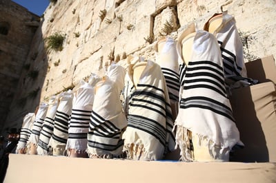 טקס גניזת ספרי התורה