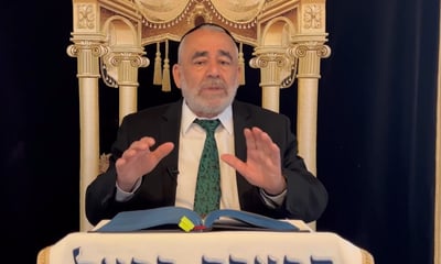 הרב שלמה זביחי בפרסית על 'בהעלותך' • צפו 