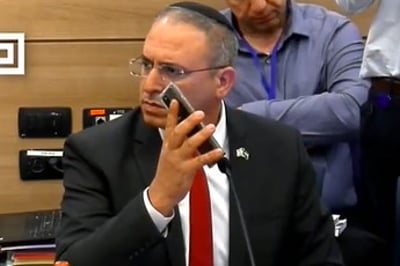 "אני לא אכאיב לכם"; הח"כ השמיע קולות ירי באולם הכנסת