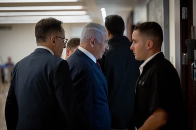נתניהו בכניסה לישיבת ראשי הקואליציה, הבוקר