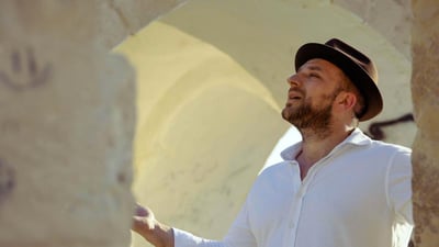 ארי פרייזר בסינגל חדש: "אל תשלח ידך"