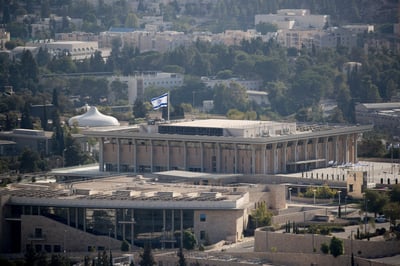 בחינת פרסומים שונים של פורום קהלת מעלה כי מדיניותו עומדת בניגוד גמור לאינטרסים של הקהילה החרדית בישראל