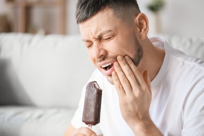 חבל שלא שיקמתי את הפה לפני שהתחילו הכאבים