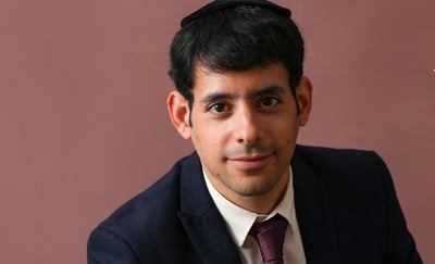 יונתן שטרן מחדש את הלהיט של 'שמואל': "נקודות"