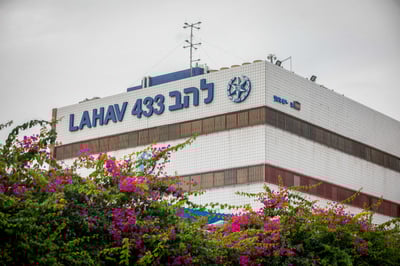 מסתבך: הוארך מעצר ראש העיר החשוד בעבירות חמורות