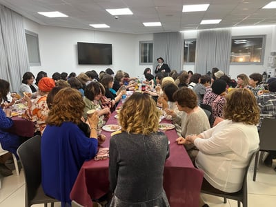גם להן מגיע: הנופש של האלמנות החרדיות | תיעוד