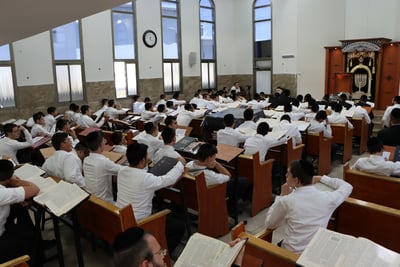שיעור פתיחה בישיבת הגר"מ שטרנבוך
