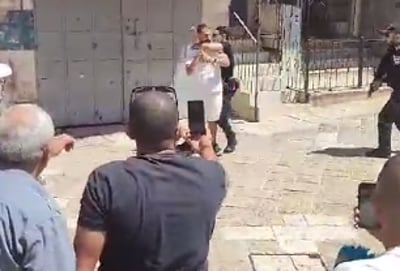 בנשקים שלופים: כך עצרו חשוד עם סכין בעיר העתיקה