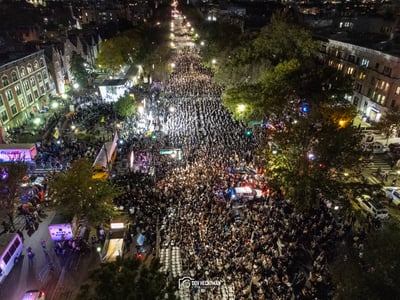 עצרת ענק בקראון הייטס בעקבות הלחימה בעזה, עם פריצתה