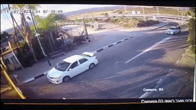 תיעוד מחריד: כך מחבלי החמאס השתלטו על מושב יכיני