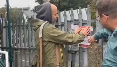 צפו בתיעוד המרגש | קמפיין ענק לתליית מודעות חטופים ברחבי העולם צובר תאוצה 