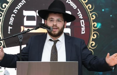 הרב חנניה מנס