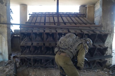 עזה: לוחמי צה"ל חשפו עשרות רקטות מוכנות לשיגור | צפו