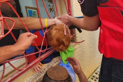 חילוץ ראשו של הילד